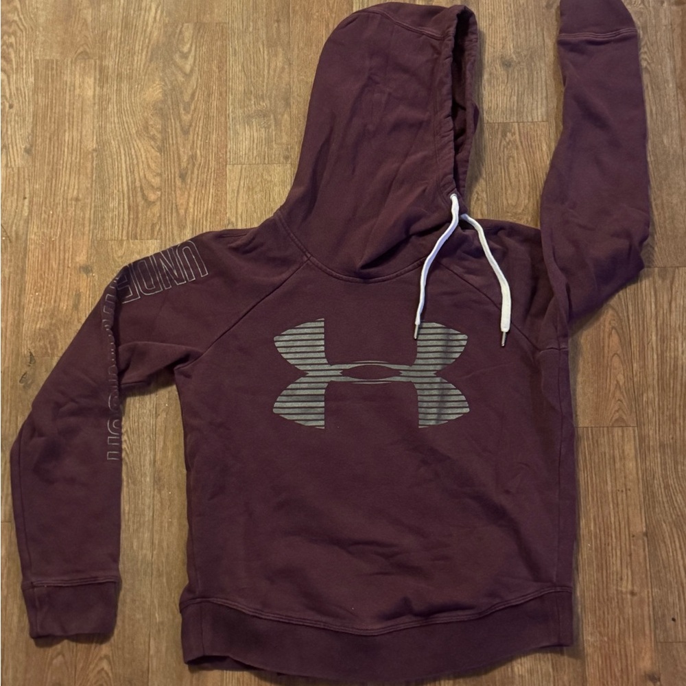 Women’s Maroon Under Armour Hoodie Sweatshirt Kangaroo Pocket Logo Size Small S